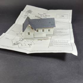 25504 A. H. M. N Scale Vintage American House