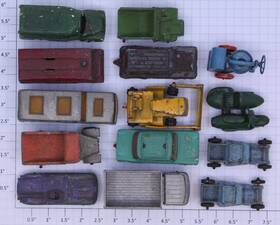 0919-19 Acme Vintage Die-cast Matchbox Size Cars And Trucks Bag Of 14