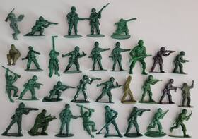 26-822 Acme Army Man Figure Assortment Bag Of 31