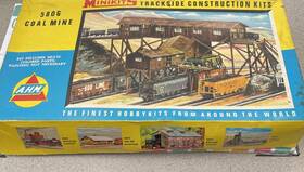 5806 Ahm 698 Ho Minikits Coal Mine Kit - Unbuilt In Open Box 5806 Ahm 698 Ho Minikits Coal Mine Kit - Unbuilt In Open Box