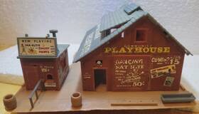 0060 Ahm/rivarossi Ho Scale Summer Stock Theater Box Office Ticket Window Stage