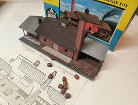 5813 Ahm/rivarossi Minikits Ho Brewery #5813 Pre-built With Box Made In Germany
