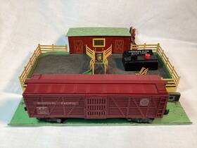 K771 American Flyer S Gauge Cattle Loader And 976 Stock Car For Parts Or Restore K771 American Flyer S Gauge Cattle Loader And 976 Stock Car For Parts Or Restore