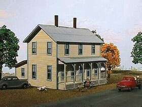 American-models 999990412904 Two-story Farmhouse With Porch Kit - N Scale Model Railroad House American-models 999990412904 Two-story Farmhouse With Porch Kit - N Scale Model Railroad House