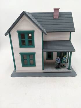 Art7203a Aristo-craft Farm House / White W. Green Trim Ex