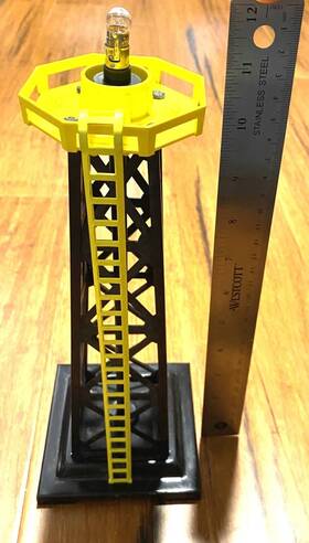 99533-19 Aristo Rmt Ready Made Trains Vintage Railyard Light Tower Bethlehem Steel. Untested. Guaranteed