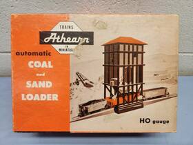 0180 Athearn Vintage #0180 Ho Scale Railroad Coal And Sand Loader Model Kit Ulrich