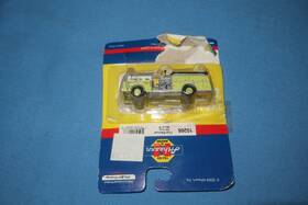 10266 Athearn #10266 Fire Rescue Truck Engine No. 8 Ho Scale