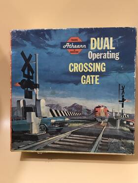 3185-2 Athearn 49 Dual Operating Crossing Gate Trains In Miniature - As Is