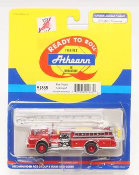 91865 Athearn Fire Department Truck Telesqurt Ladder Red White Roof Ho Scale 91865 Athearn Fire Department Truck Telesqurt Ladder Red White Roof Ho Scale