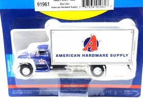 F-850 Athearn 91961 Rtr 1/87 Ho #91961 American Hardware 1968 Ford Box Van-built