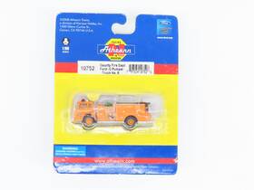 Ath10752 Athearn N 1/160 Scale Country Fire Dept Ford C Pumper Truck #8
