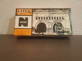 2810-100 Atlas N Scale Tunnel 2810-100 Atlas N Scale Tunnel