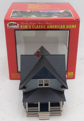 613-3 Atlas 6133 Ho Scale Kims Classic American Home -light Blue Ex/box