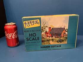 728-149 Atlas Summer Cottage - Nos Vintage Ho Scale Building Kit