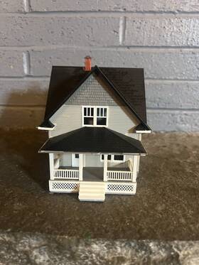 Atlas 732573000735 #713 Kims Classic American Home Kit - Ho Scale House Train