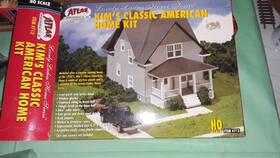 Ho-115 Atlas 732573007130 Ho Scale Kins Classic American Home Model Kit - Open Box Complete
