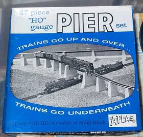 Bx25 Atlas Ho Scale 47 Piece Train Pier Set Model Kit W Instructions Bx25 Atlas Ho Scale 47 Piece Train Pier Set Model Kit W Instructions