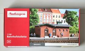 11384 Auhagen Ho Scale Kit Of A Station Toilet Open Box Complete 11384 Auhagen Ho Scale Kit Of A Station Toilet Open Box Complete