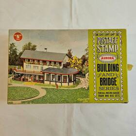 4126-150 Aurora Vintage 1968 Postage Stamp N Gauge Model Train Road House