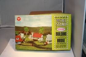 4121-150 Aurora 4179-050 N Scale 3 Village Houses Postage Stamp Kit #4121-150 Empty Box