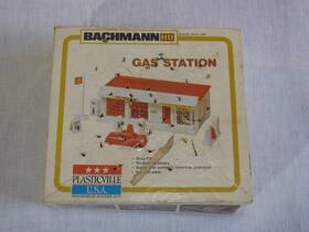 2807 Bachmann Vtg Plastiville Ho Scale Snap Fit Gas Station Kit Usa