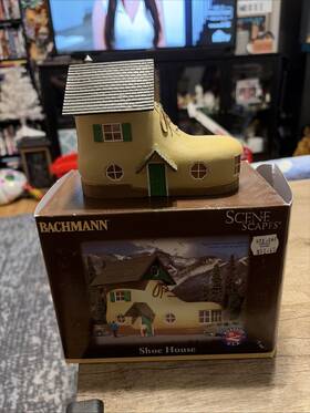 35209 Bachmann #35209 Ho Scale Shoe House Assembled Building In Open Box