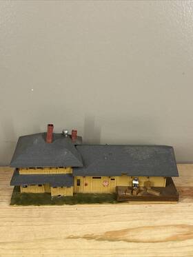 402e264r5-1 Bachmann N Scale Marysville Large Passenger And Freight Rail Station