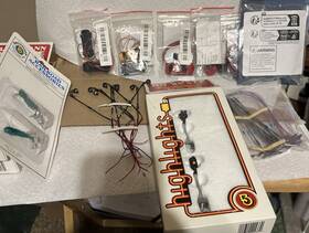 42433 Bachmann Ho Scale Lighted Accessories Lot Of Cars Street Lights Interior