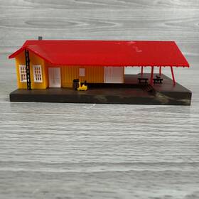 45907 Bachmann N Scale Grovemont Freight Station Train Building Layout Used