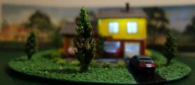 62816 Bachmann N Scale House 2 Story Led Landscaped People Cars Grass 62816 Bachmann N Scale House 2 Story Led Landscaped People Cars Grass