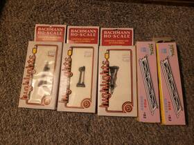 Aa424022 Bachmann Ho Two Lighted Signal Aa424022 Bachmann Ho Two Lighted Signal