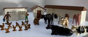 Bac45604 Bachmann Industries O Scale Farm Out Buildings Train Accessory With Added Figures