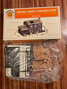 45-2691 Bachmann Plasticville House Under Construction Kit #45-2691 Ho Scale Model Toy