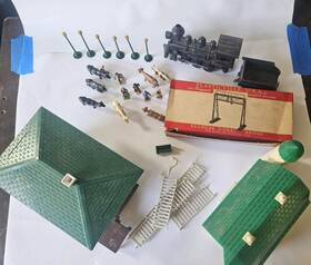 6people Bachmann Plasticville Barn Depot 6cows Signal Bridge