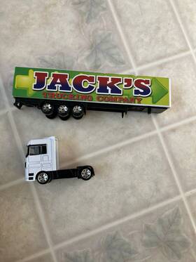 Boley 084495204730 Jacks Truck Co 1 87 Trucks Semi Diecast Cab Van Trailer White / Gray Boley 084495204730 Jacks Truck Co 1 87 Trucks Semi Diecast Cab Van Trailer White / Gray