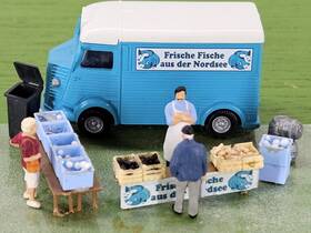 Busch 7990-ho Ho Scale Built Scene With 3 Preiser Figures - Fish Monger Van Set #7990