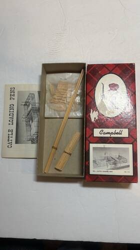 781-175 Campbell Ho Scale Cattle Loading Pens Kit #781-175 Nib