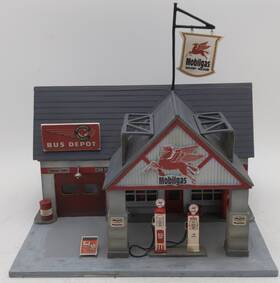 Chronicles Unlimited 654194105005 1 43 Scale Custom 1940s Mobilgas Gas Station Ex Chronicles Unlimited 654194105005 1 43 Scale Custom 1940s Mobilgas Gas Station Ex