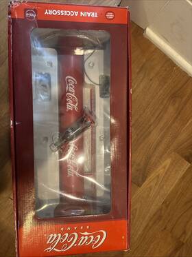 K-013104 Coca-cola Train Accessory Tower With Rotating Bottle Nib Dc 028