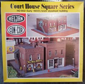 322-902 Con-cor Heljan 902 1900s Downtown Brick Court House Square Retail Stores Kit