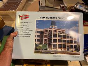 933-3046 Cornerstone George Roberts Printing With Water Tank- Ho Scale Kit Walthers Sealed