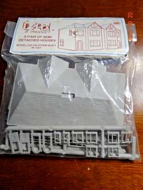 C057 Dapol Oo Building Pair Of Semi-detached Houses Kitmaster C057 Dapol Oo Building Pair Of Semi-detached Houses Kitmaster