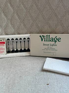 36366 Department 56 Vintage Christmas Village Set Of 6 Street Lights #36366 In Box