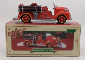 Dept 56 734409333840 A Christmas Story Fire Truck Accent Piece/box