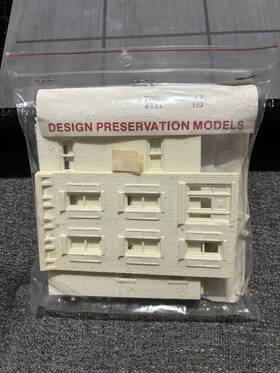 Dpm10900 Design Preservation Models Townhouse #1 Ho Train Building 10900 Dpm10900 Design Preservation Models Townhouse #1 Ho Train Building 10900