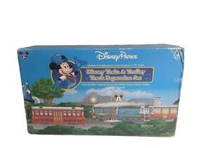 Disney 019071201803 Parks Railroad Train And Trolley Track Pack 13 Pieces Expansion Complete