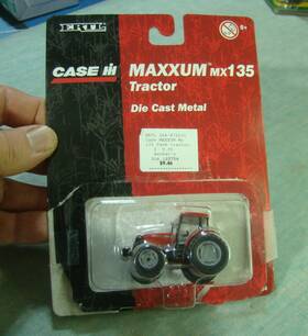Mx135 Ertl 4214 Ho 1/87 Scale #4214 Die Cast Metal Case Ih Maxxum Tractor Out Of Pack