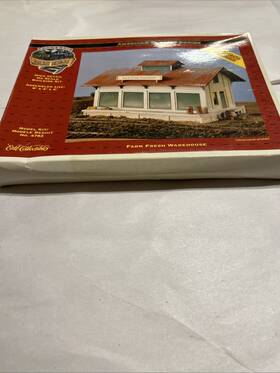 4782 Ertl Vintage 1997 #4782 Ho Scale Farm Fresh Warehouse Train Building Railroad
