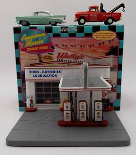 7903 Ertl Walleys Service Station Ex/box